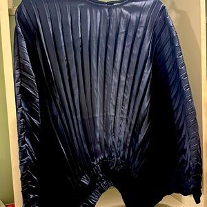 Navy blue pleated wing top